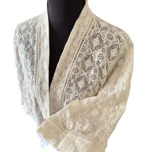 🎉HP!🎉RUFF HEWN Fringe White Floral Lace Shrug Cardigan Size PM